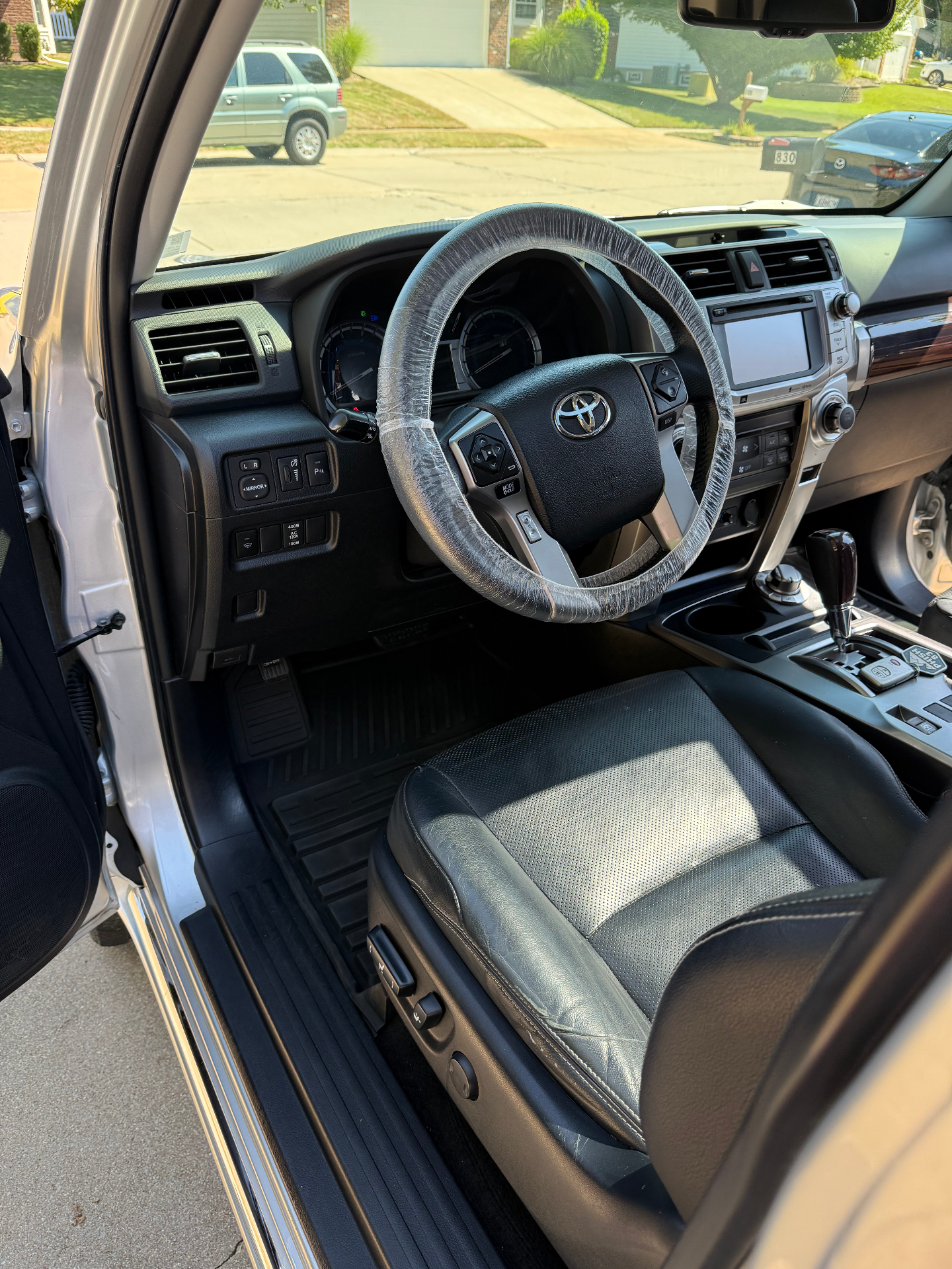 Toyota 4Runner front cabin after a full interior reset