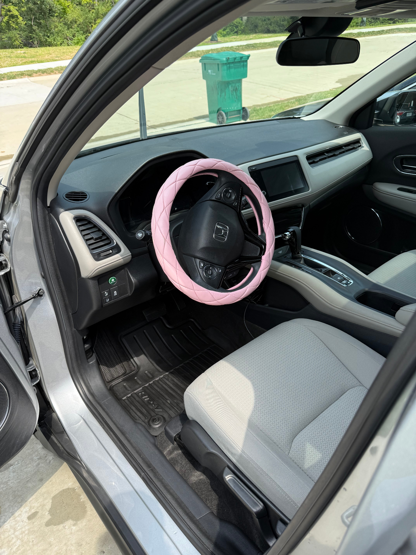 Honda HR-V front cabin after a full interior detail
